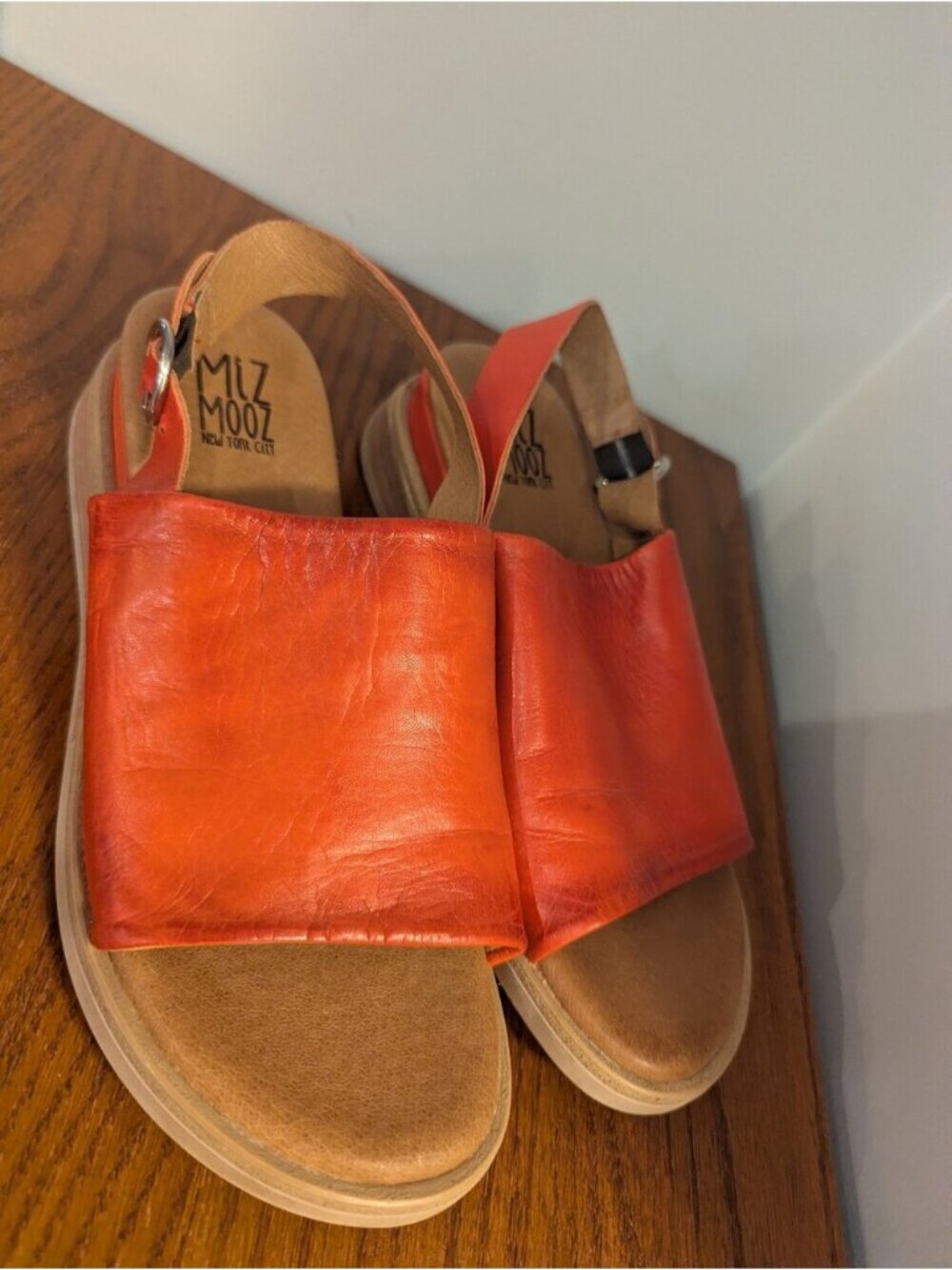 Miz Mooz Cornwall Womens Coral Leather Hook & Loop Strap Sandals Sz 38 US 7 - Picture 12 of 12